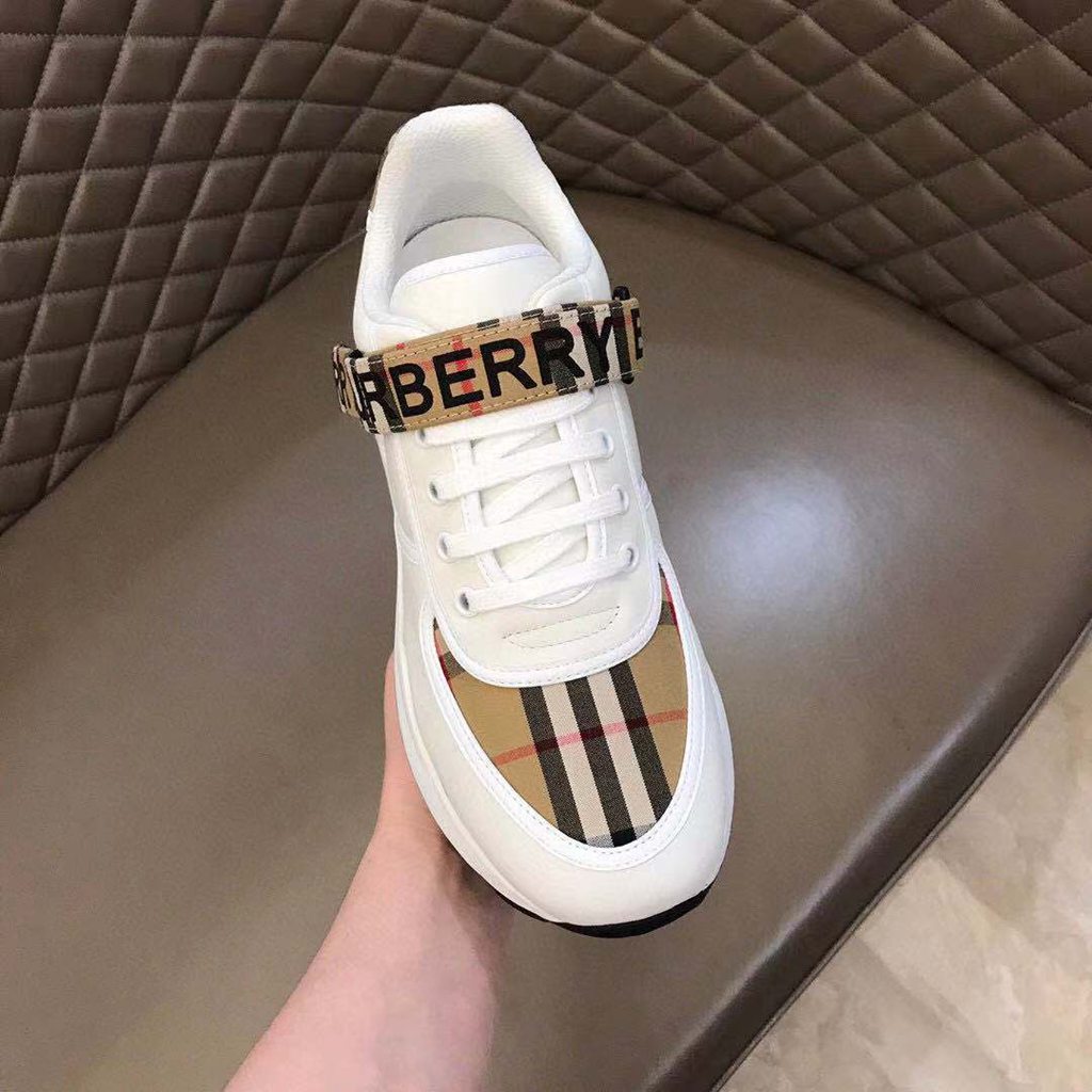 B*URBERRY SHOES